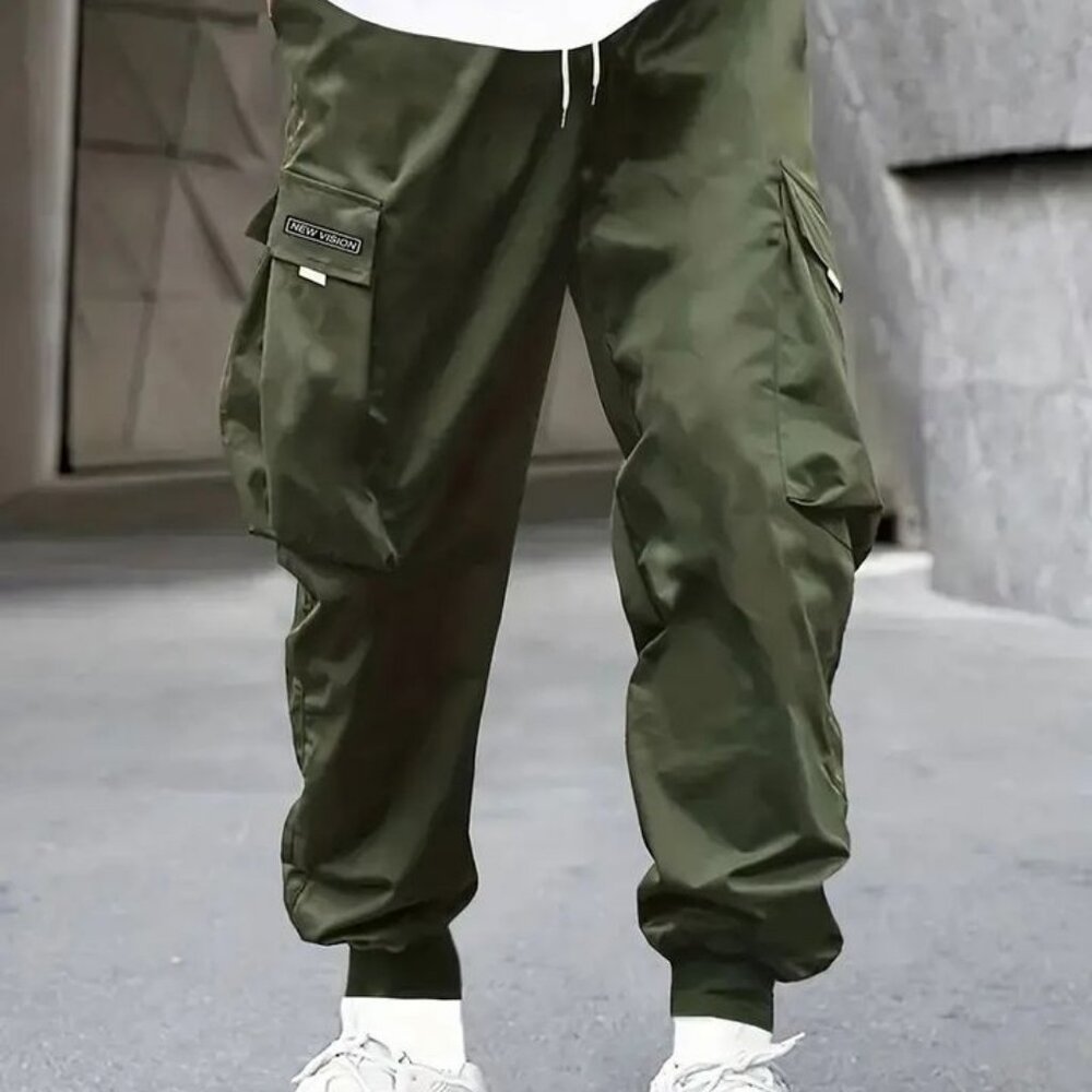 New with tags Mens Fashion Cargo Pants - Drawstring Waist size 2x runs small lik